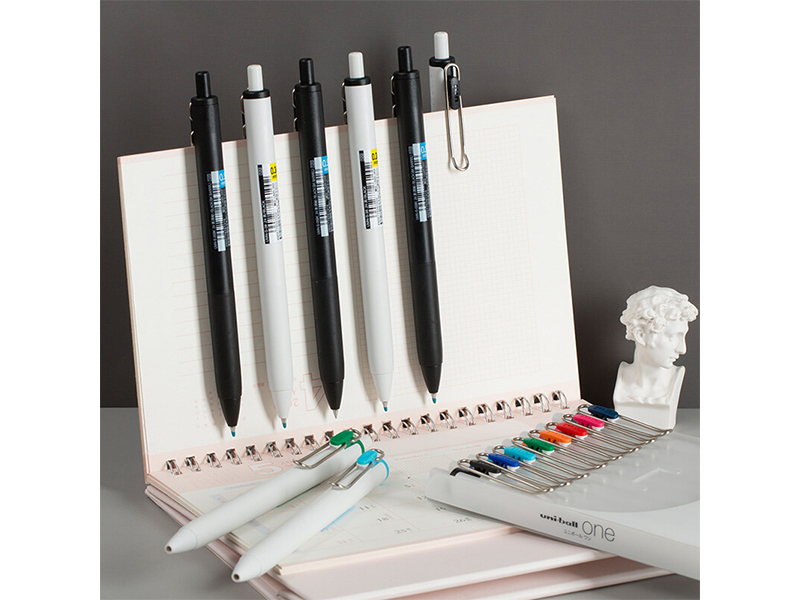 Ա UMN-S-05 0.5mm ӵͷ ʽ ڸ˺ڱʼ ɫ