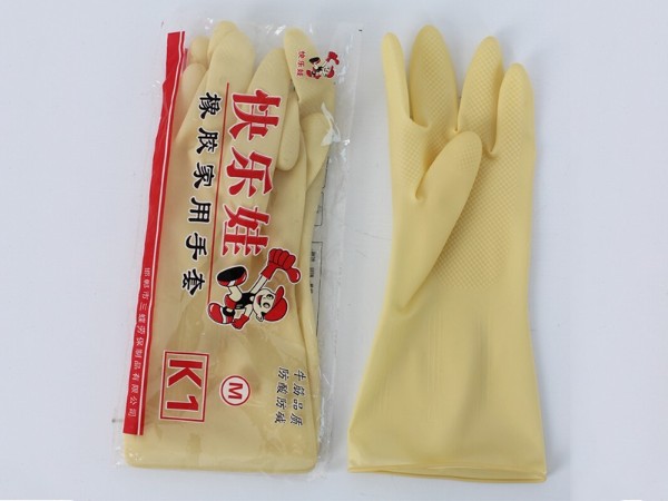 齺